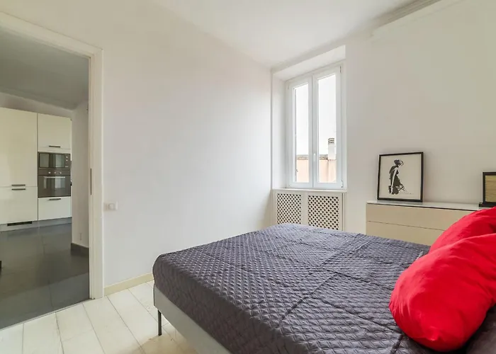 Apartment Guesthost - Trastevere Station Bright With Terrace *